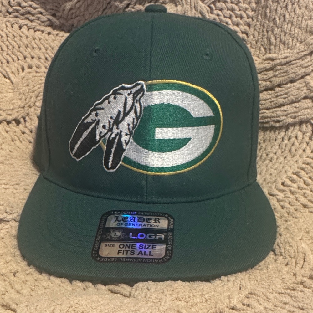 NEW!! Green Bay Packers Green SnapBack Cap with Embroidered Logo